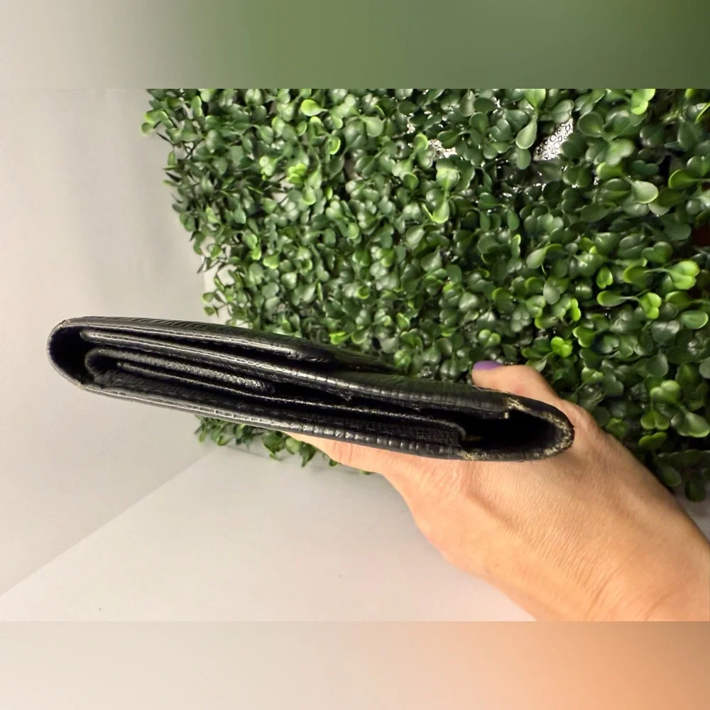 Louis Vuitton Black Epi Leather Clutch Wristlet
